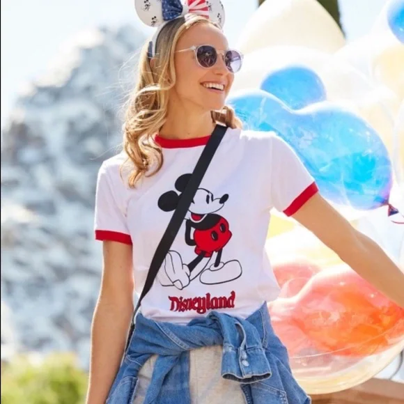 Disney | Disneyland Vintage Mickey Mouse T-Shirt | Large - Picture 16 of 16